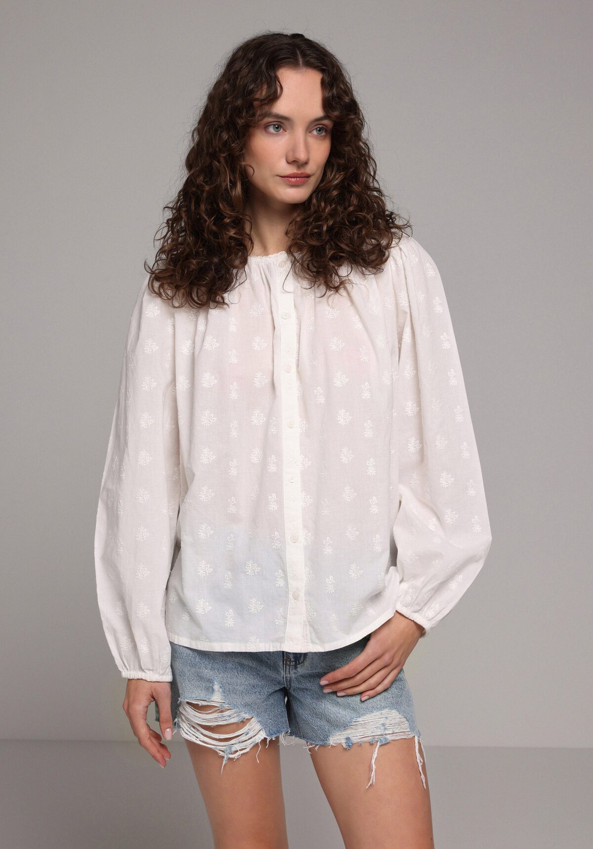 Colin's Blouse 1078945