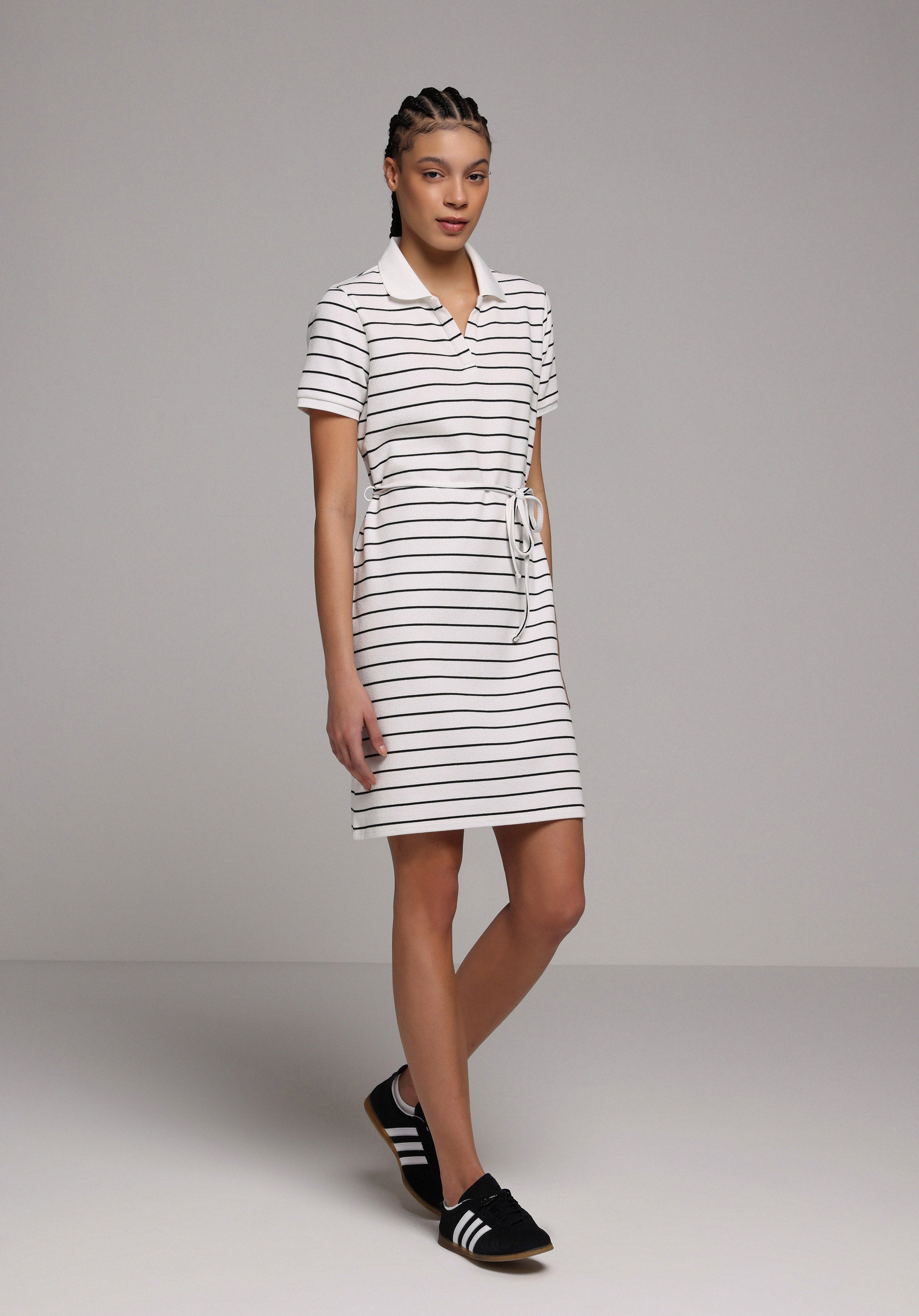 Colin's Dress 1079136