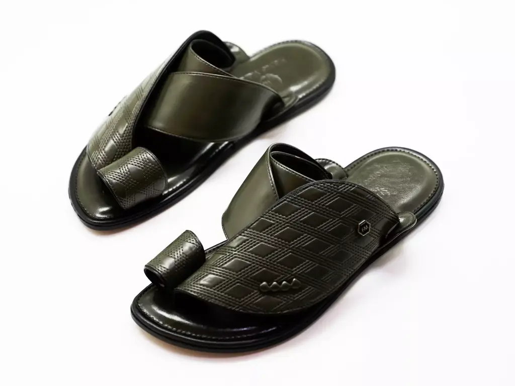F.M Slipper 570177