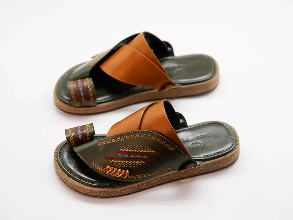 F.M Slipper 772827