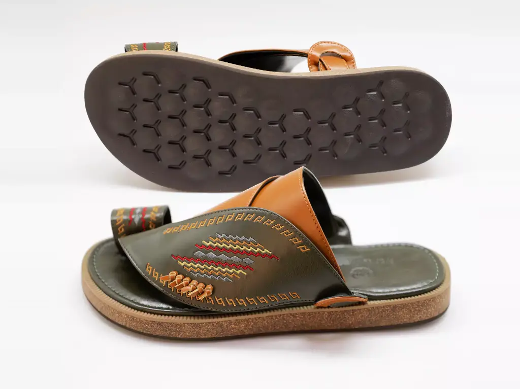 F.M Slipper 772827