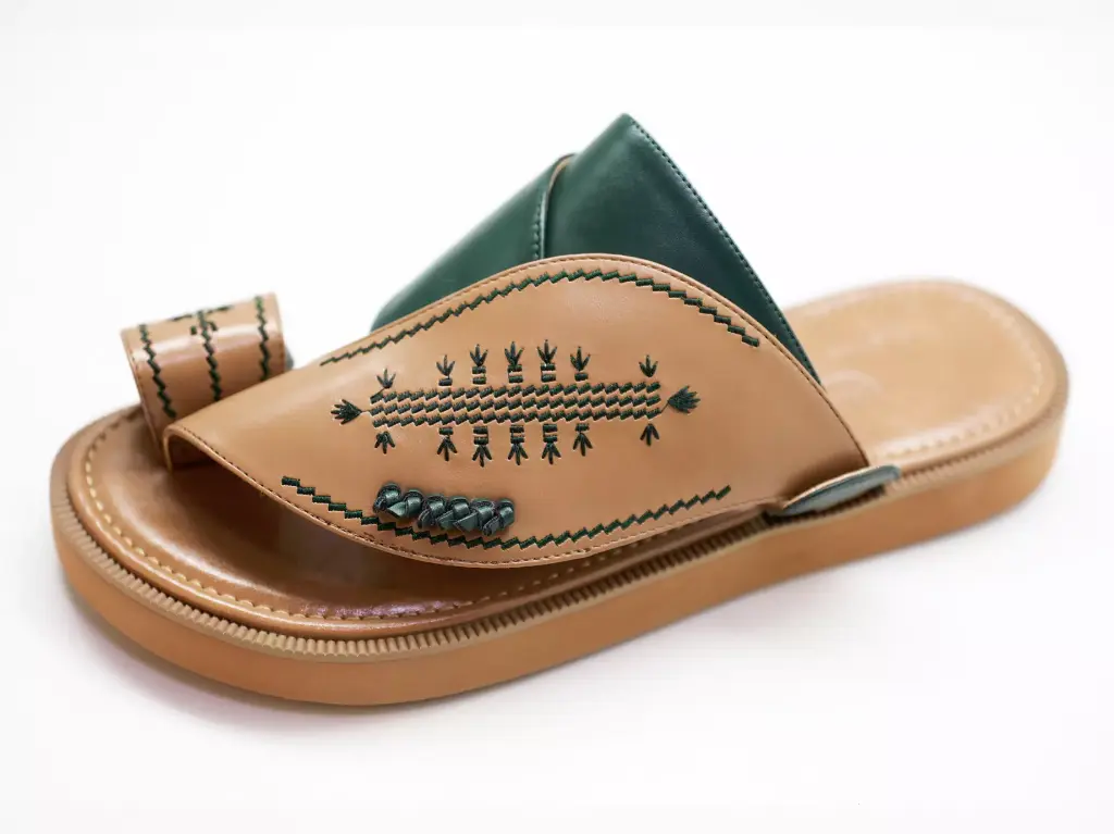 F.M. SLIPPERS 7136155A